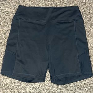 PINK Active Biker Shorts
